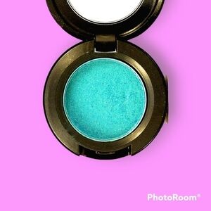 MAC Cosmetics Parrot (MAC Originals Collection) Limited Edition/Rare Eyeshadow